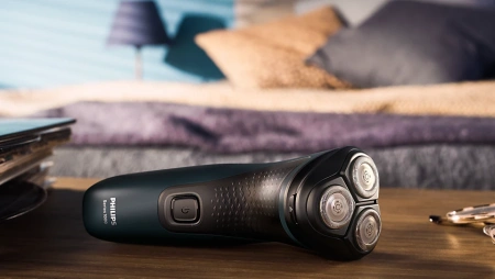 Электробритва для сухого бритья Philips Shaver series 1000