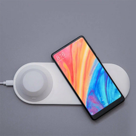 Беспроводное зарядное устройство с ночником Yeelight Wireless Charging Night Light (15W)