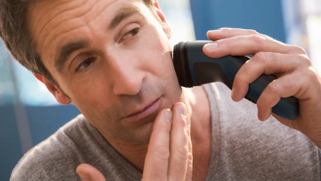 Электробритва для сухого бритья Philips Shaver series 1000